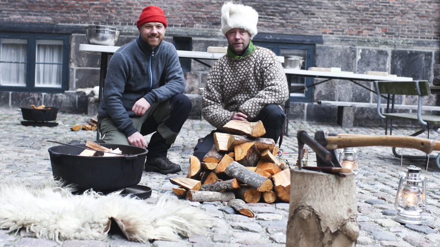 Nikolaj og Mikkel gæster Hornfiskefestivallen og laver gadekøkken med hornfisk.jpg